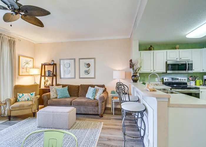W/ Balcony: 2 Mi To Morgan! Holiday home *
