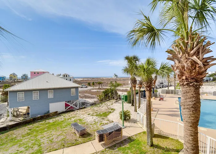Holiday home W/ Balcony: 2 Mi To Morgan!